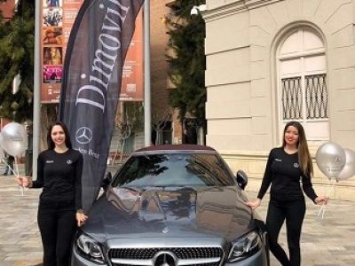 Mercedes-Benz se apunta a la presentación del cartel del Entierro de la Sardina Mercedes-Benz se apunta a la presentación del cartel del Entierro de la Sardina