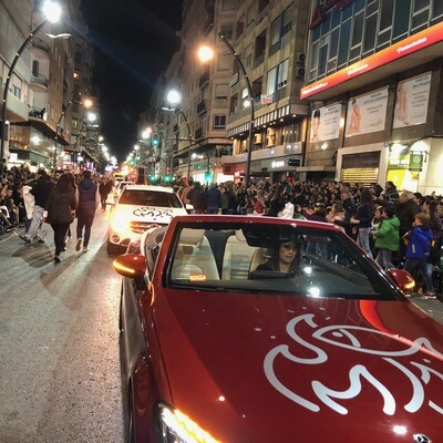 Dimovil completa su colaboración con el Entierro de la Sardina participando en el gran desfile Dimovil completa su colaboración con el Entierro de la Sardina participando en el gran desfile