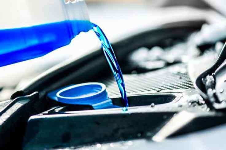 ¿Cuál es el anticongelante que debe utilizar tu coche?