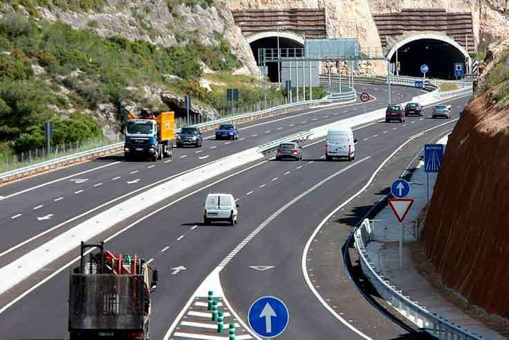 Lleva el carnet de conducir en el móvil con la aplicación miDGT