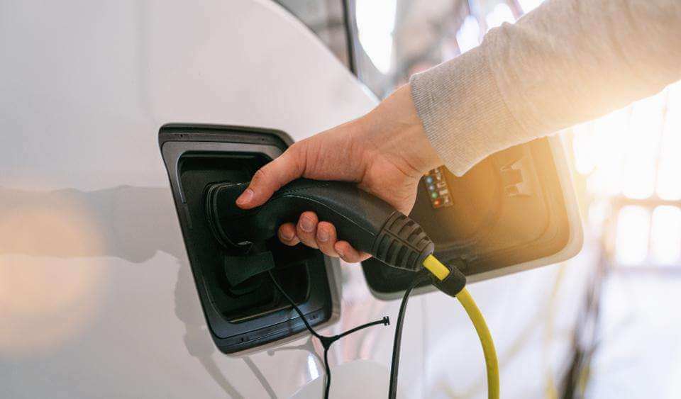 Conoce todo sobre las ayudas para comprar coches eléctricos